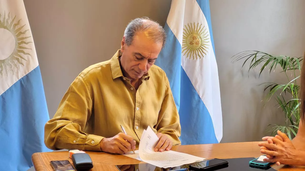 Nueva Terminal de Omnibus villa general Belgrano 03