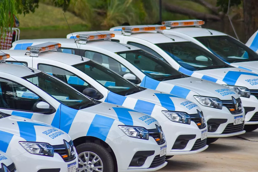 entrega de moviles 01