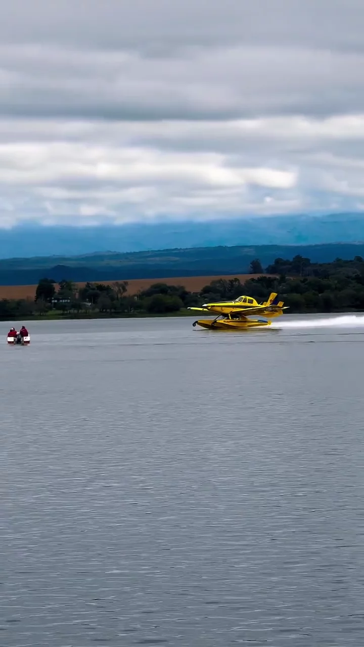 🚒 Capacitación sobre el avión hidrante Fire Boss en Villa RumipalEn el día de ayer se llevó a c