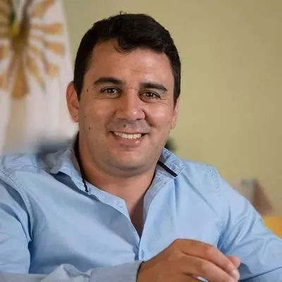 El Intendente de la Cruz Mauricio Jaime