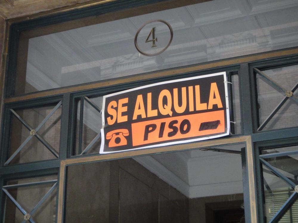 Se alquila