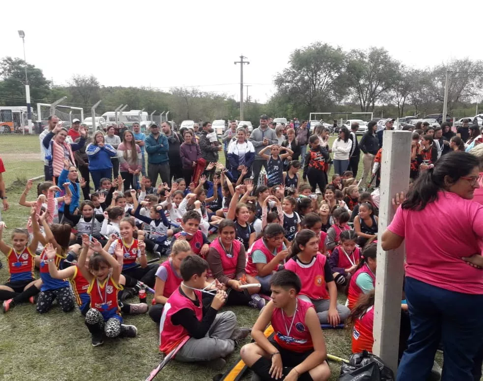 hockey en Villa del Dique 2