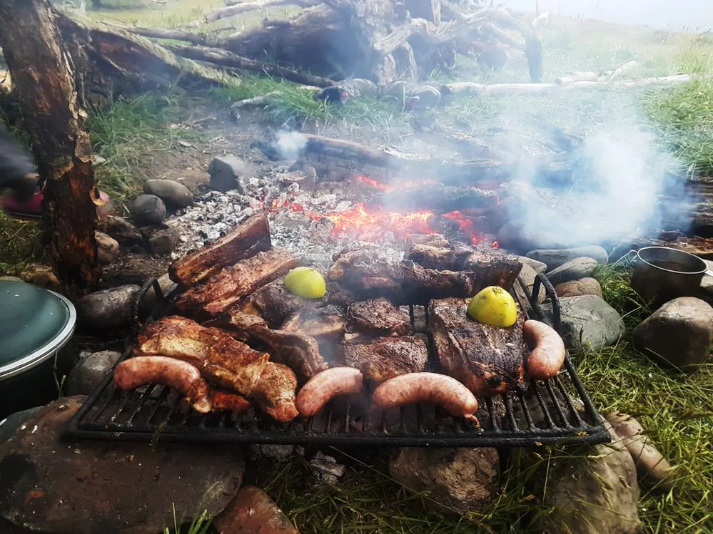 asado en el rio