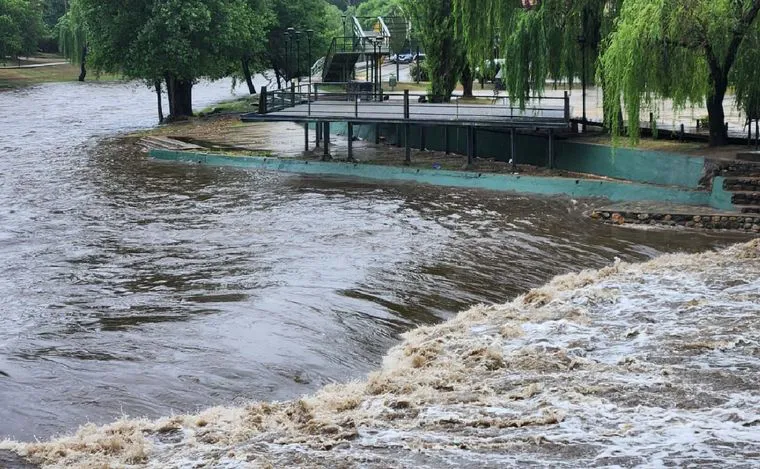 crecida rio 02