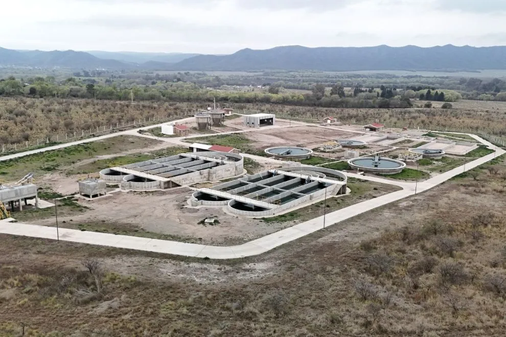 Foto-Nota-Santa-Rosa-de-Calamuchita-Trabajos-finales-en-la-obra-de-saneamiento-cloacal-1