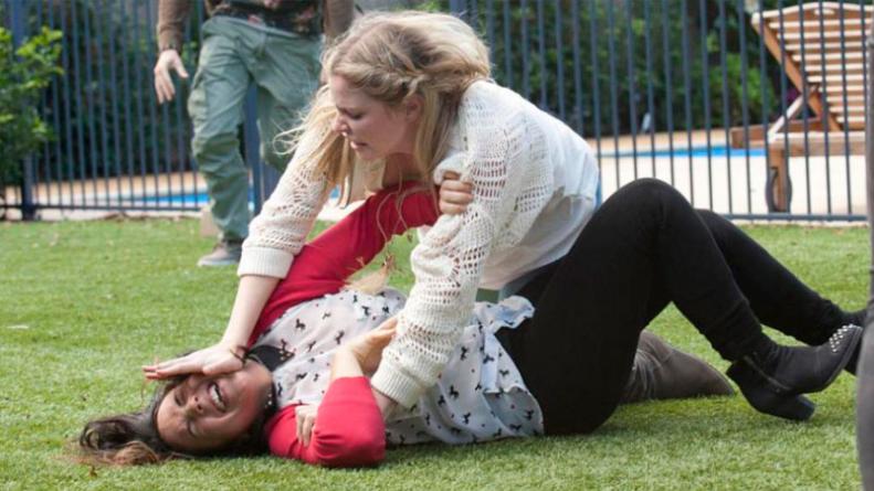 pelea-chicas
